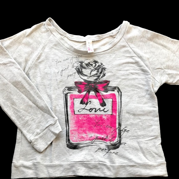 JC Fits Tops - Super Cute Gray & Pink Perfume Bottle Pull-over